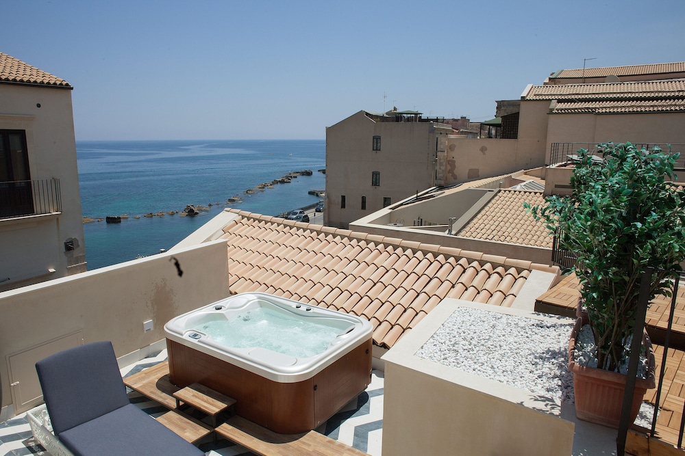 ALGILÀ ORTIGIA CHARME HOTEL 69/74