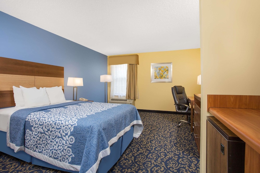 Days Inn by Wyndham Raleigh-Airport-Research Triangle Park 4/28