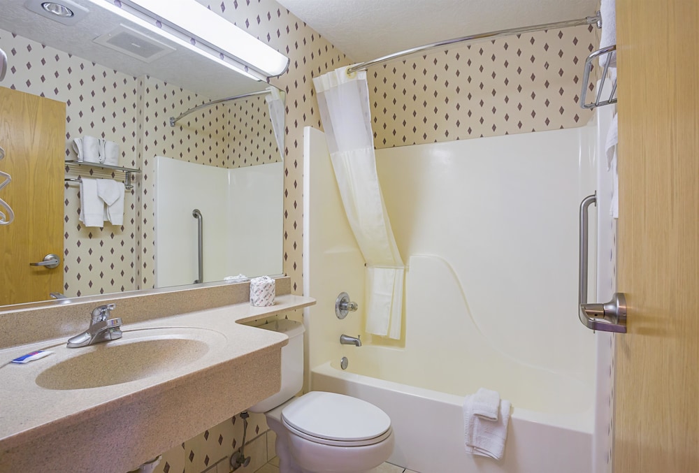 Motel6 Bernalillo, NM 60/62