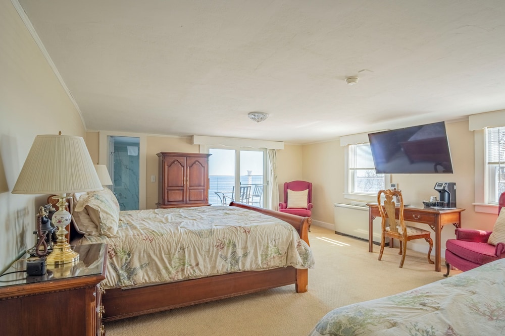 Superior, House, Queen Bed, Ocean View