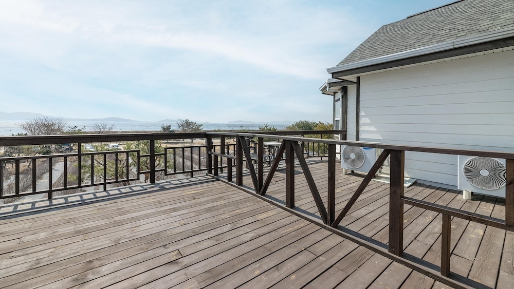 Ganghwa Western Beach Pension 40/50