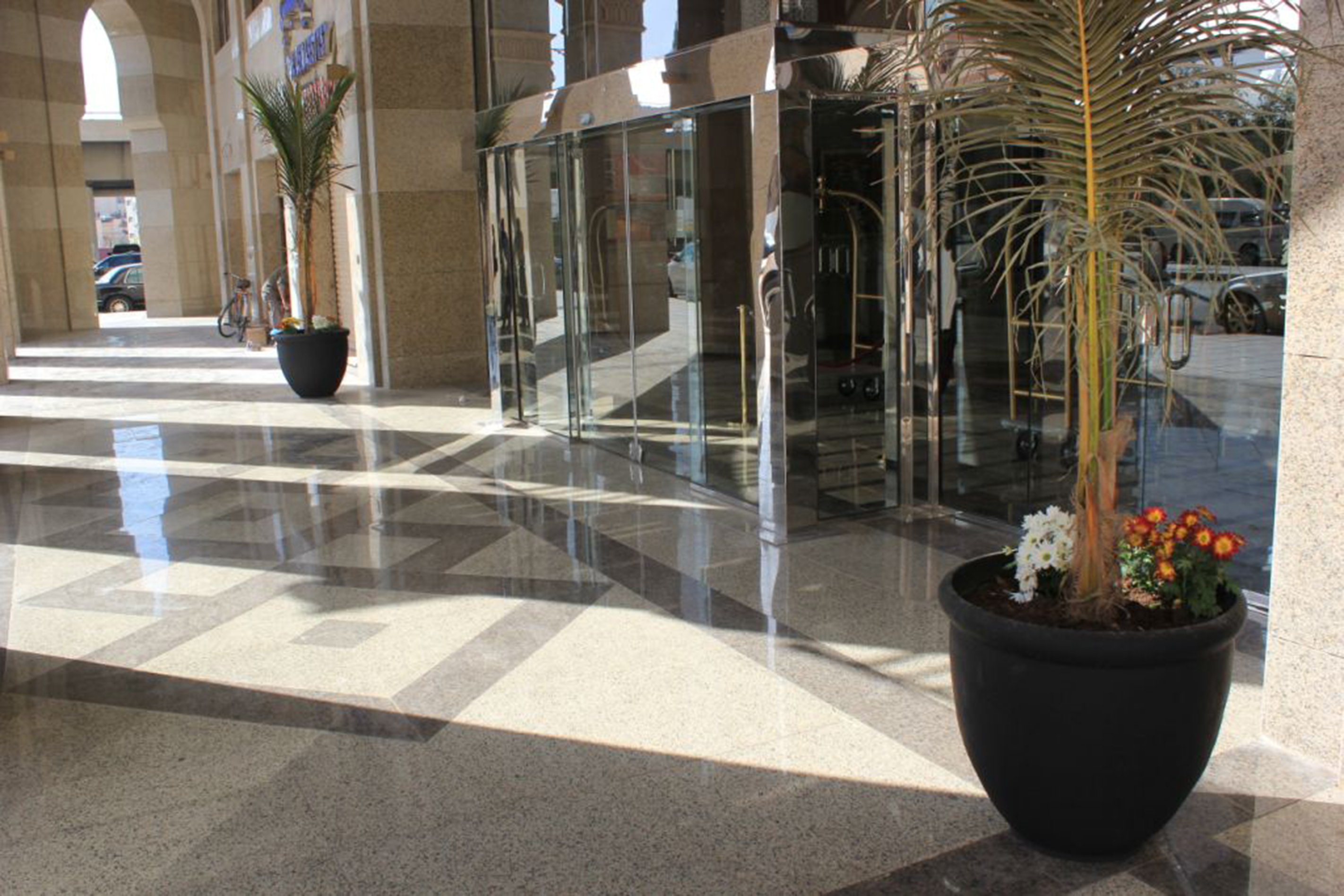كراون بلازا المدينة(Crowne Plaza Madinah) 67/75