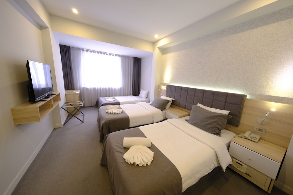 Leto City Hotel 8/35