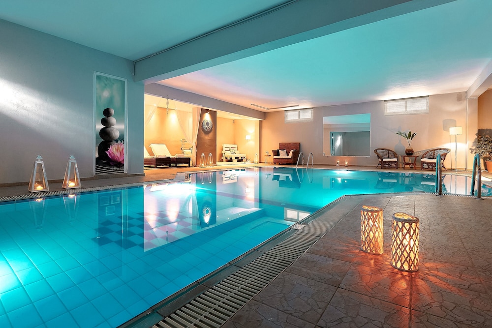 ST. CONSTANTIN SEA HOTEL AND SPA RESORT 22/50