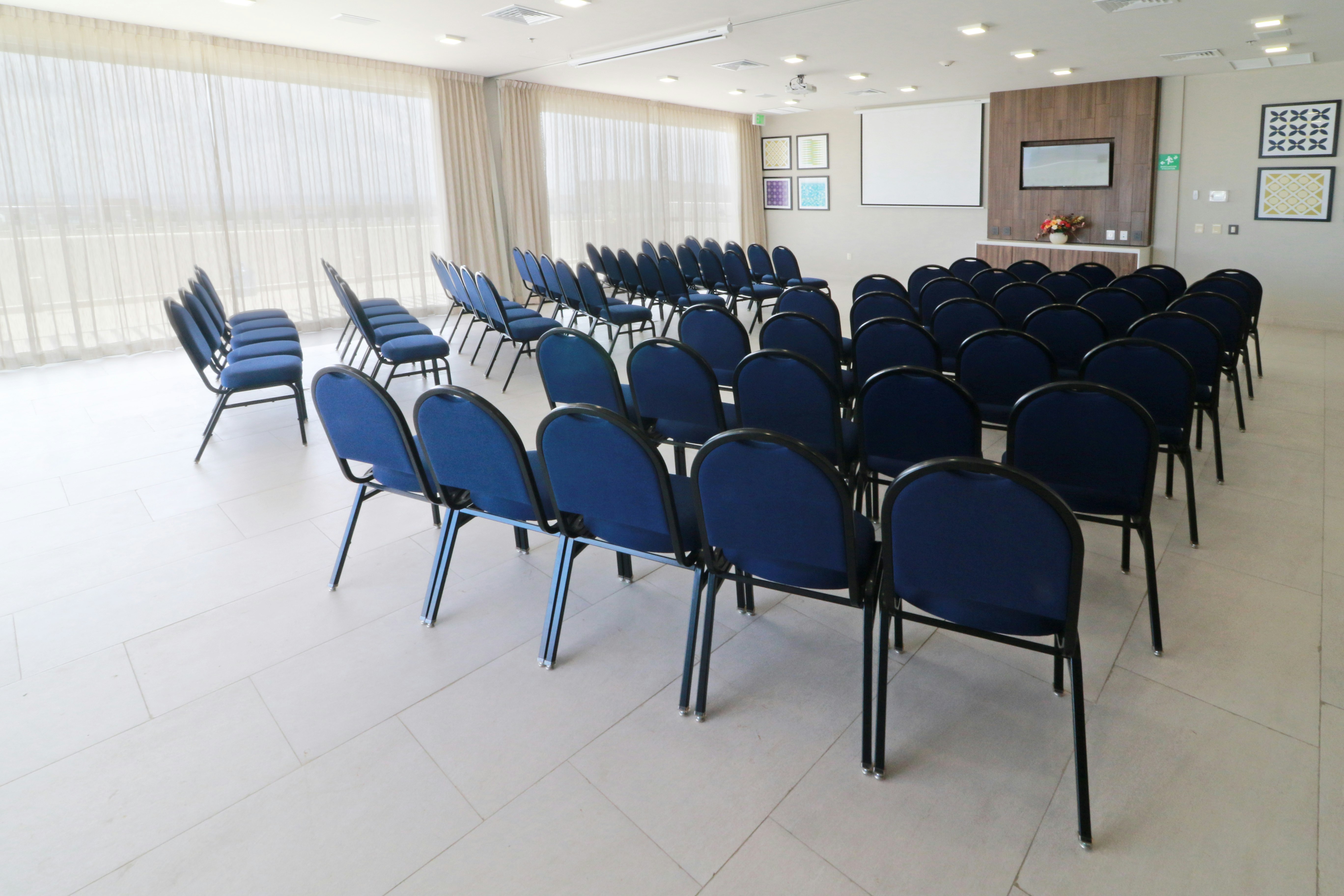 Holiday Inn Express And Suites Playa Del Carmen 61/74