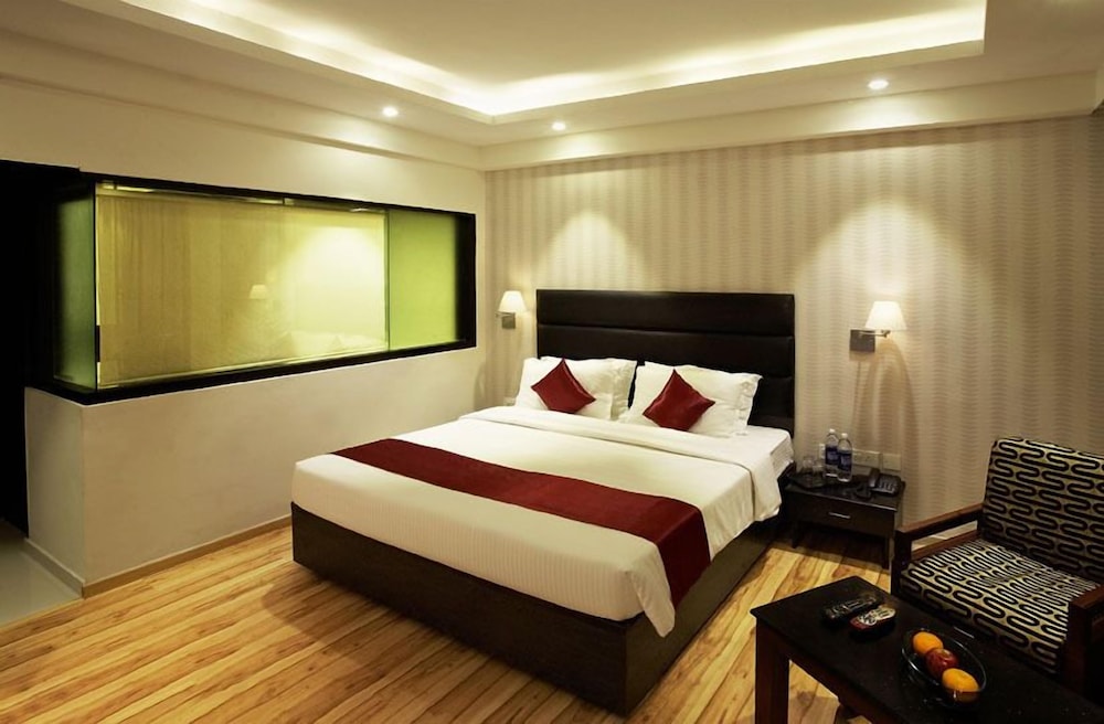 Royal Regency Lifotel by Crossway 13/42
