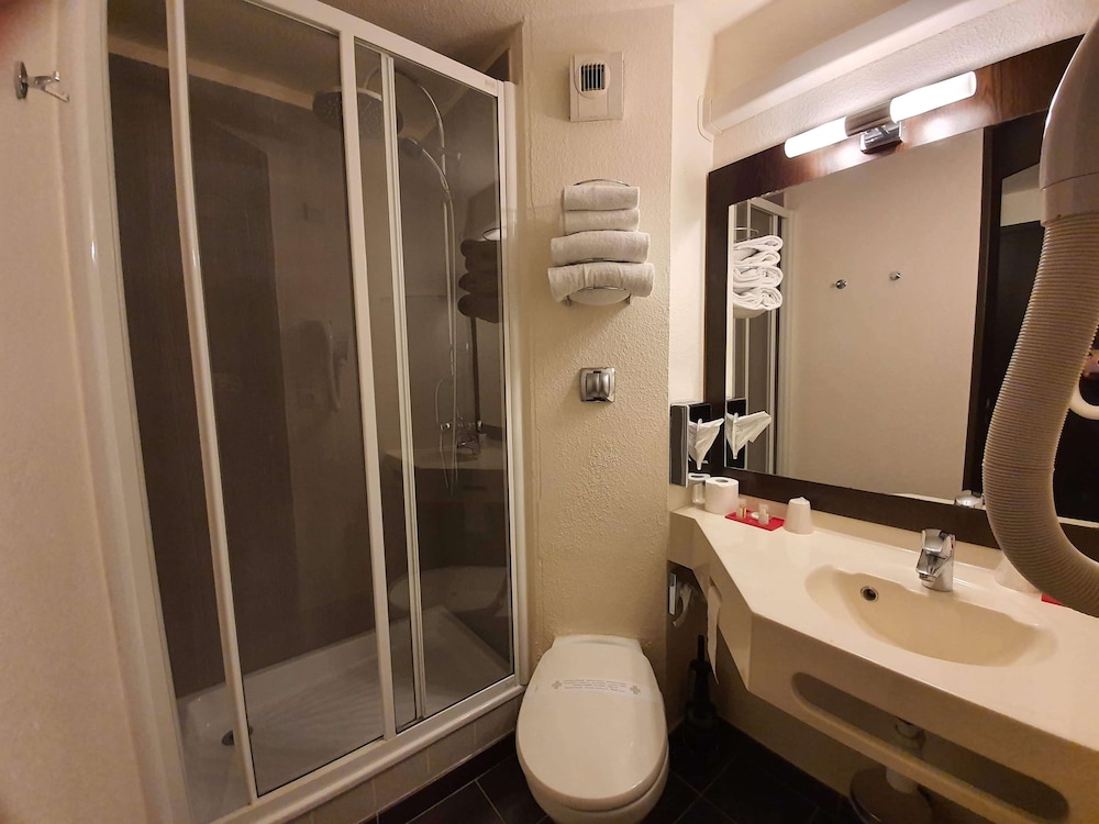 ENZO HOTELS CANNES ECLUSE by Kyriad Direct 15/31