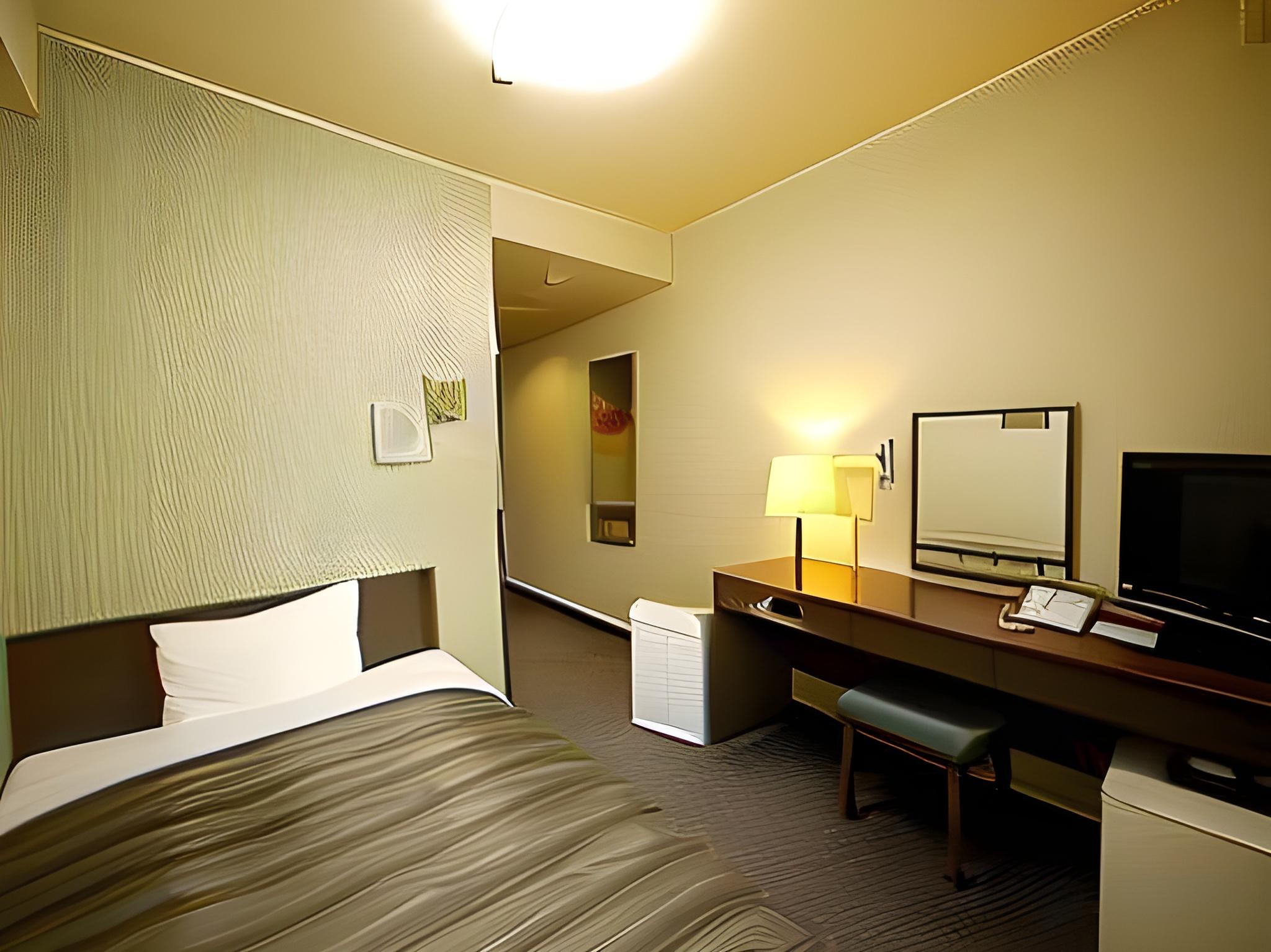 Room, Single, Smoking