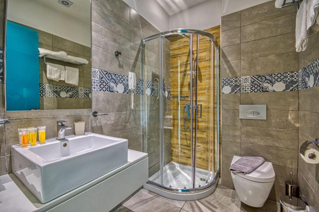 Island Boutique Hotel 57/58
