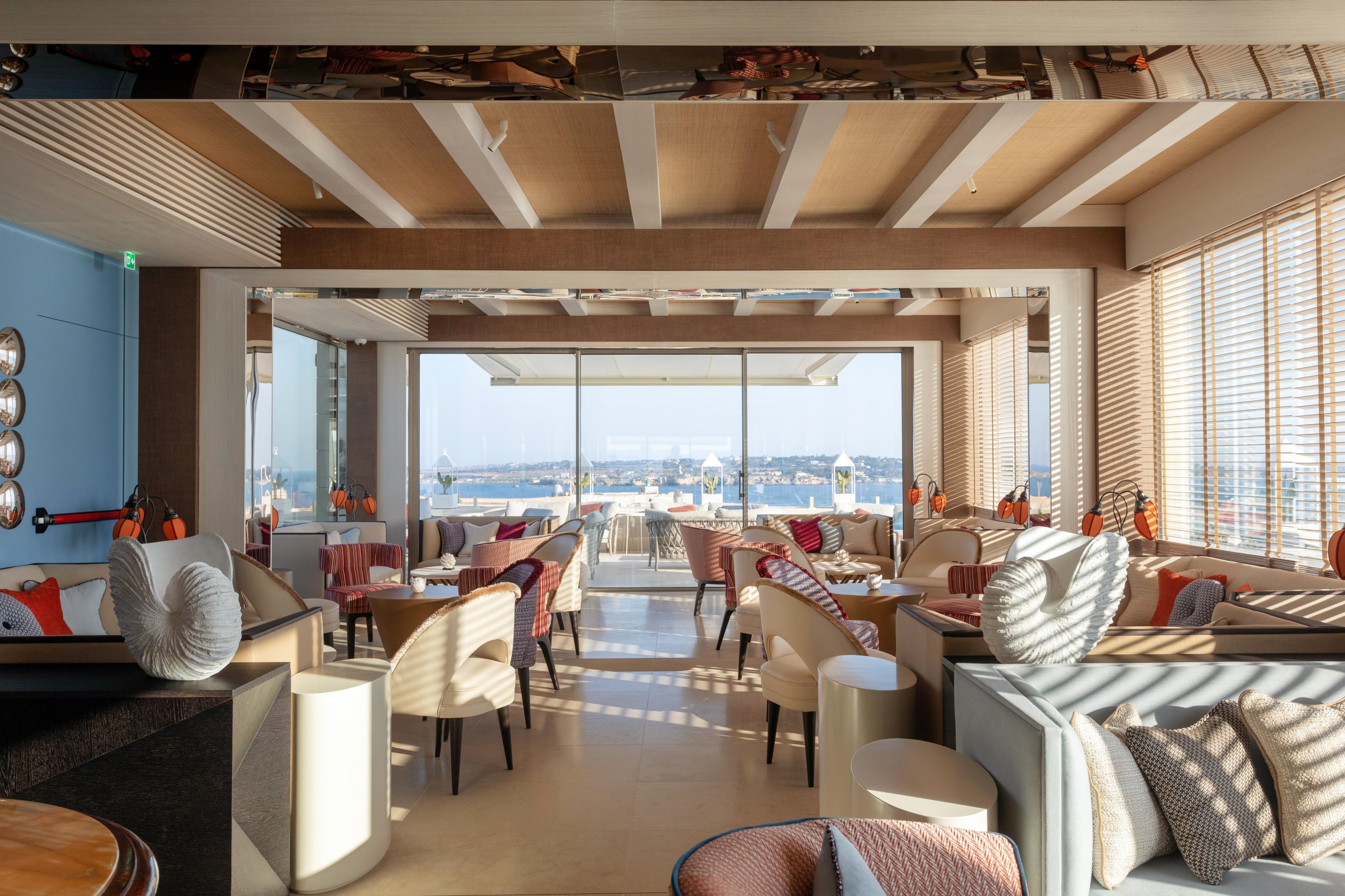 Grand Hotel Des Etrangers 23/50