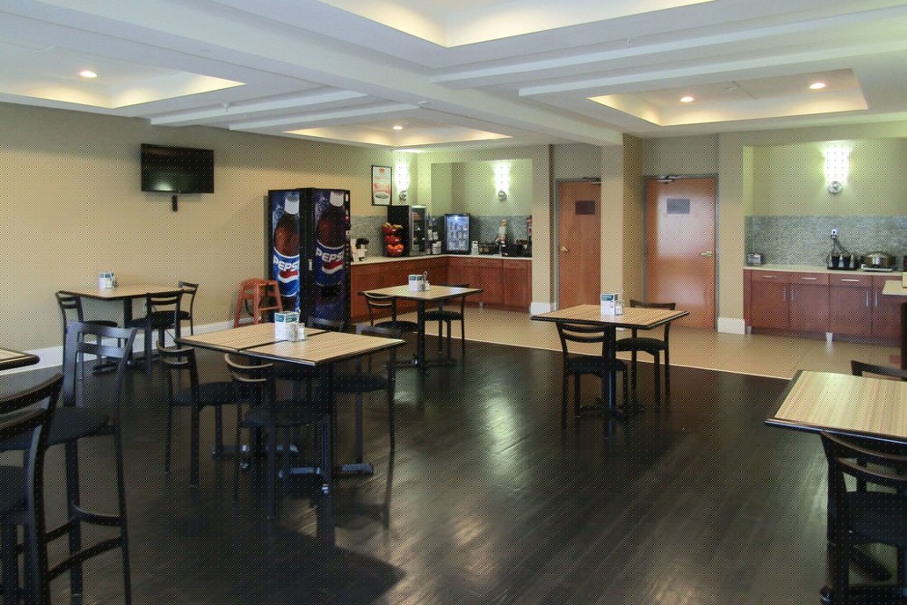 restaurant cafeteria