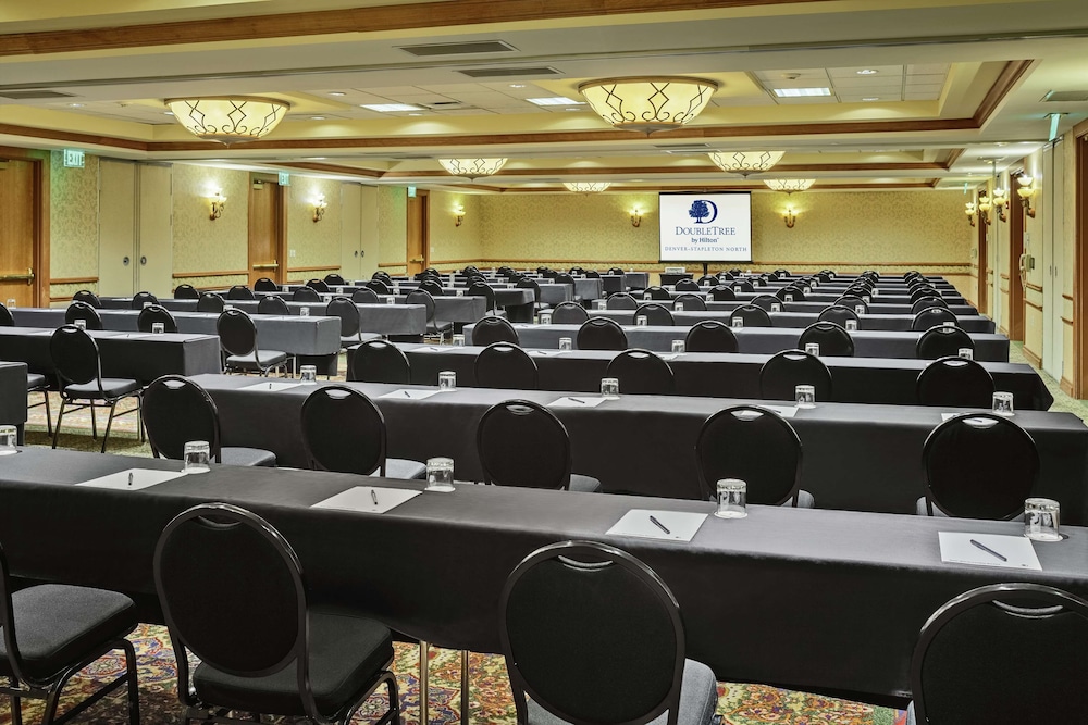 DoubleTree by Hilton Denver Central Park 23/29