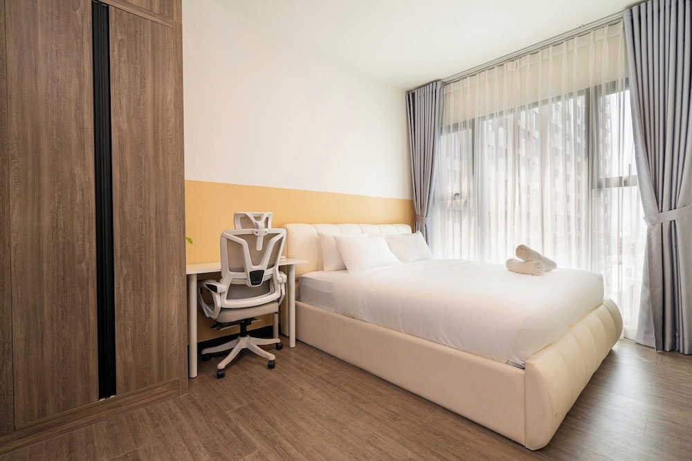 Luxury Vela Luxe - De La Sol Sai Gon 15/50