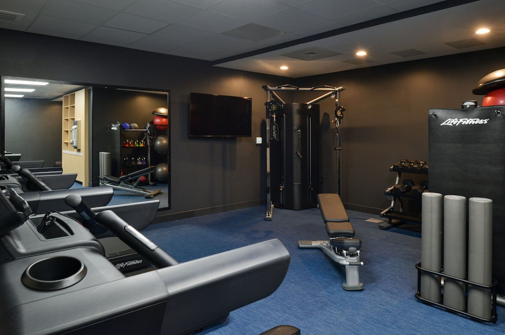 TownePlace Suites by Marriott Asheville Downtown 21/37
