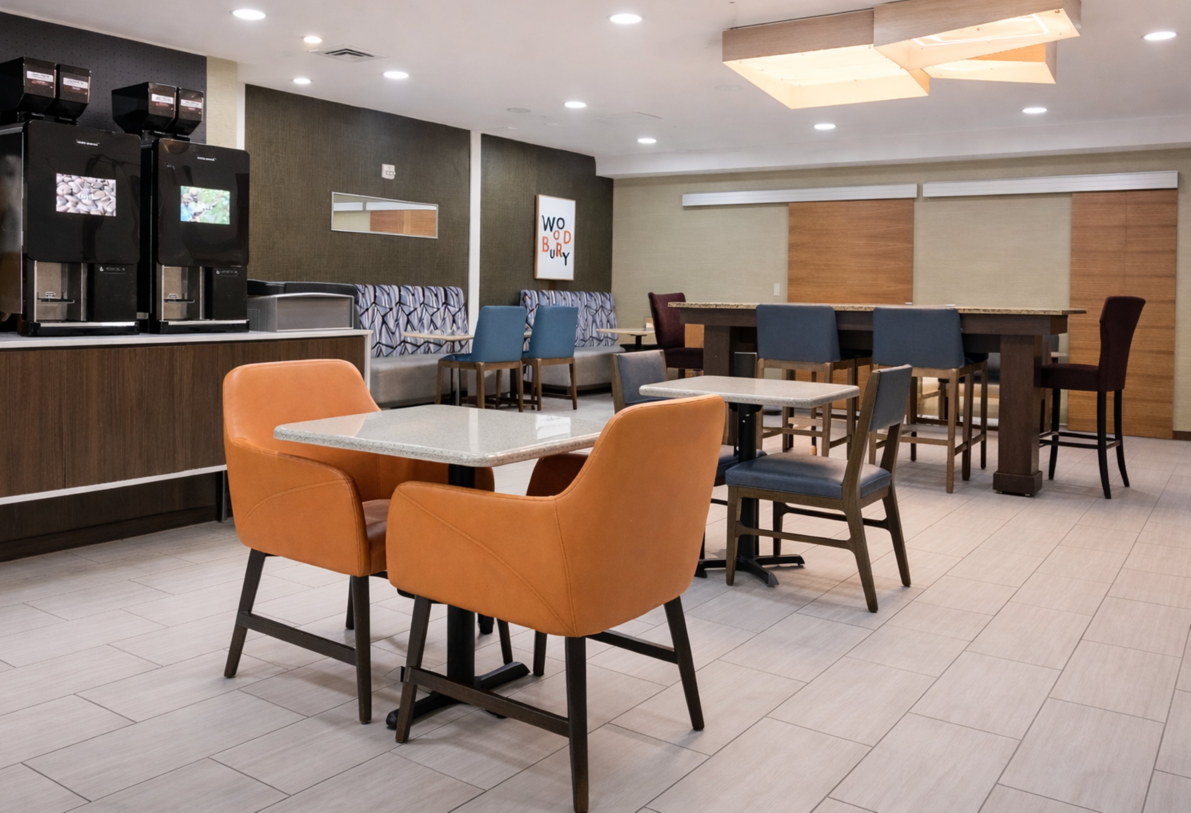 Holiday Inn Express Hotel And Suites St Paul Woodbury 54/79
