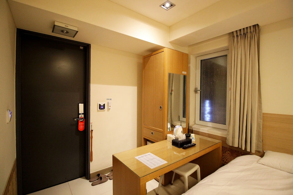 HOTEL IRENE CITY 14/35