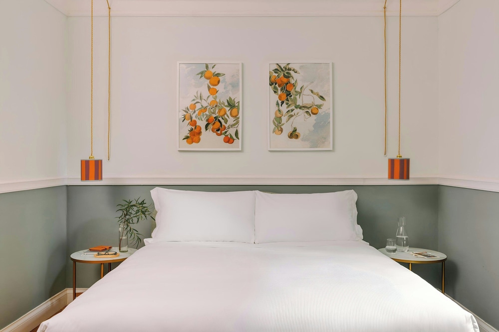HOTEL PRIVILEGE 34/55