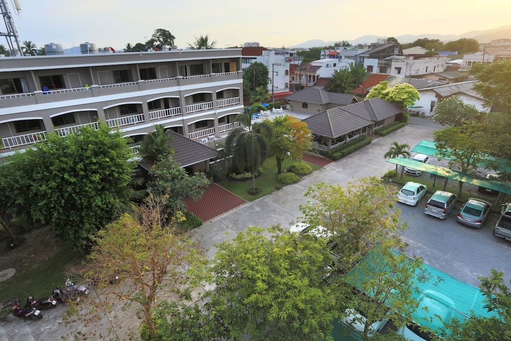 Pattra Mansion by AKSARA Collection 11/66