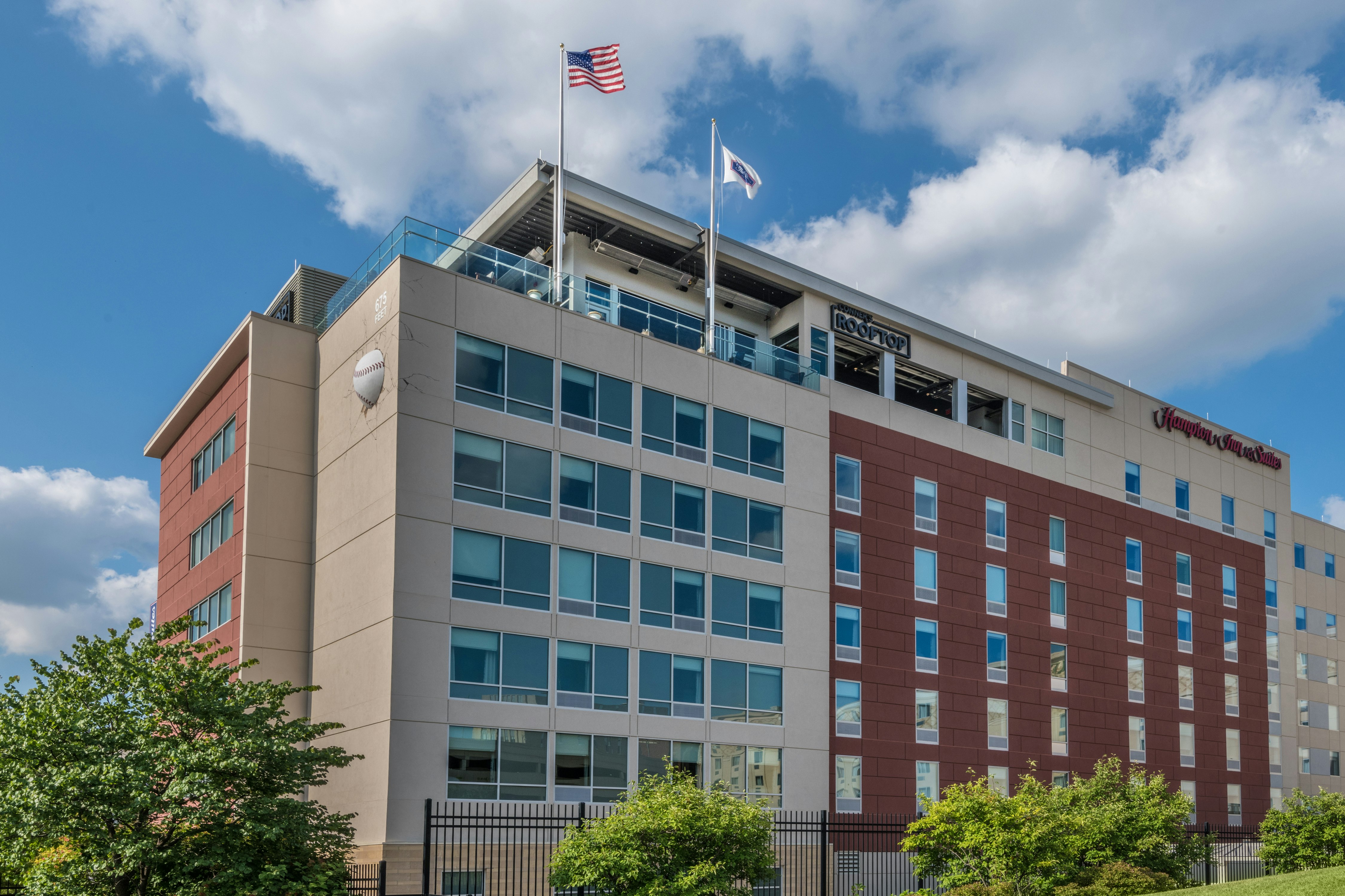 Hampton Inn and Suites Fort Wayne Downtown photo4