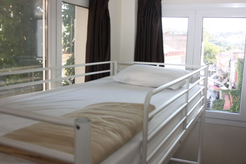 Pella Inn Hostel 7/36