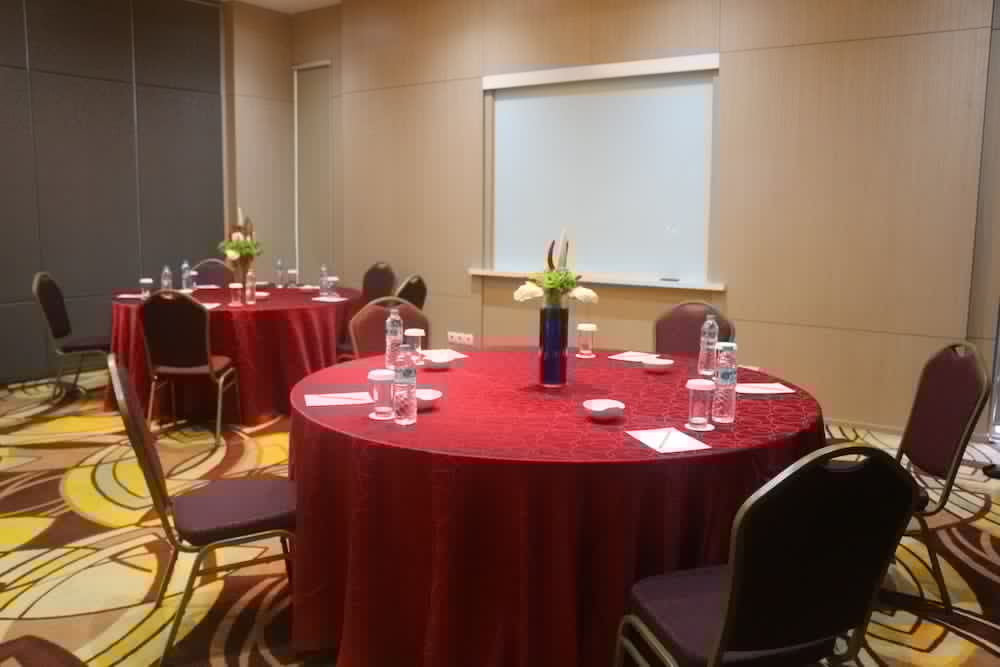 Citadines Connect Airport Jakarta 32/35