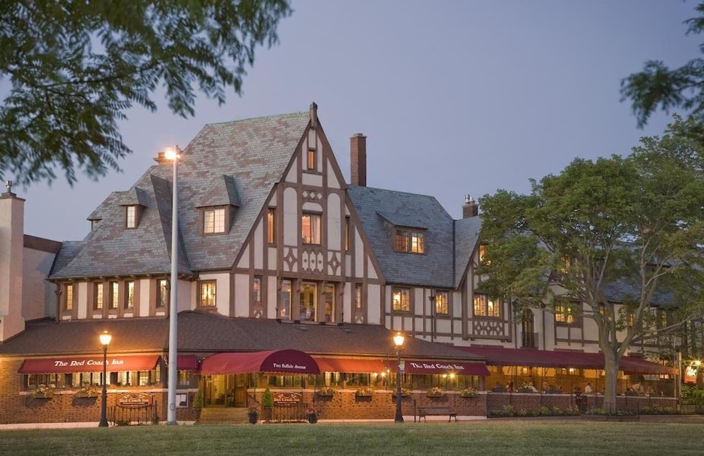 The Red Coach Inn 3/45