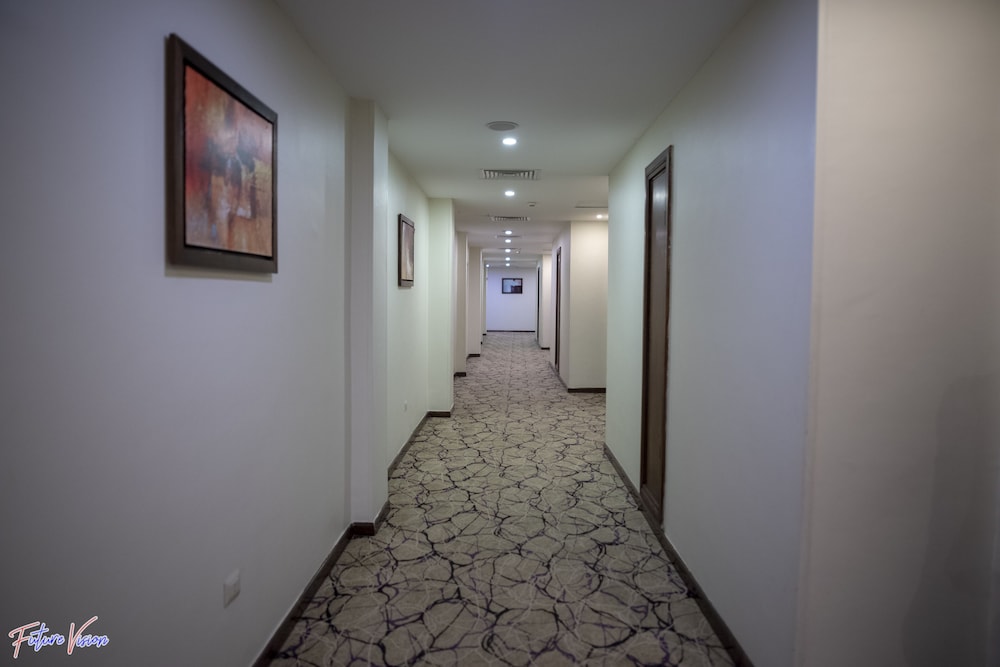 Rehana Plaza Hotel 13/42