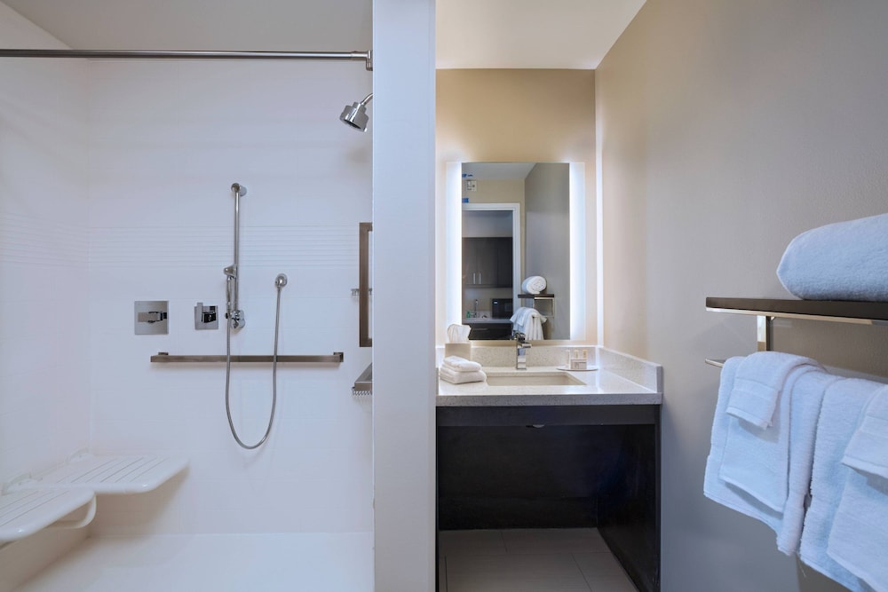 TownePlace Suites by Marriott Dallas DFW Airport North/Irving 11/54