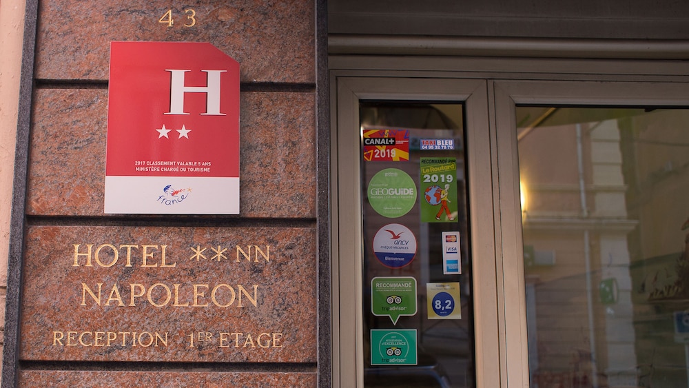 Hotel Napoleon 16/30
