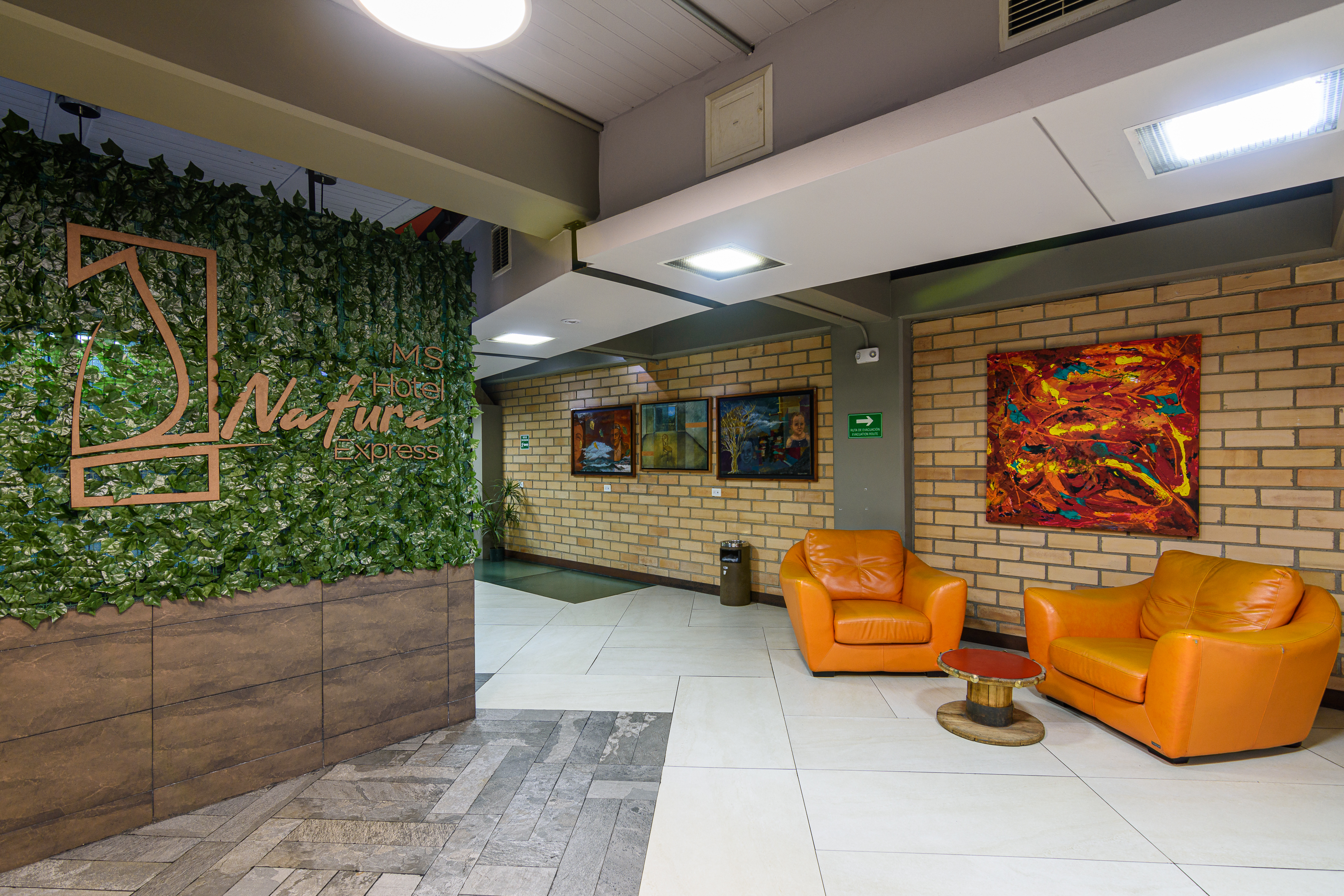 Hotel Natura Medellin 10/50
