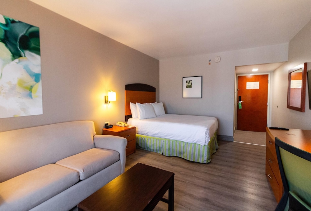 Wyndham Garden Monterrey Aeropuerto 8/47