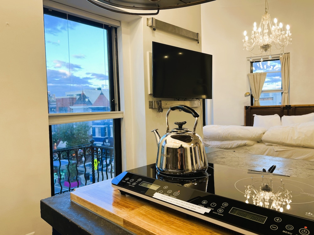 Highroad Hostel Dc 24/48