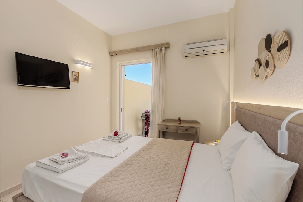 Sunrise Hotel and Apartments Rodakino 26/73