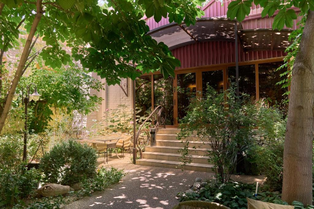 TOP Platan Boutique Hotel 9/10