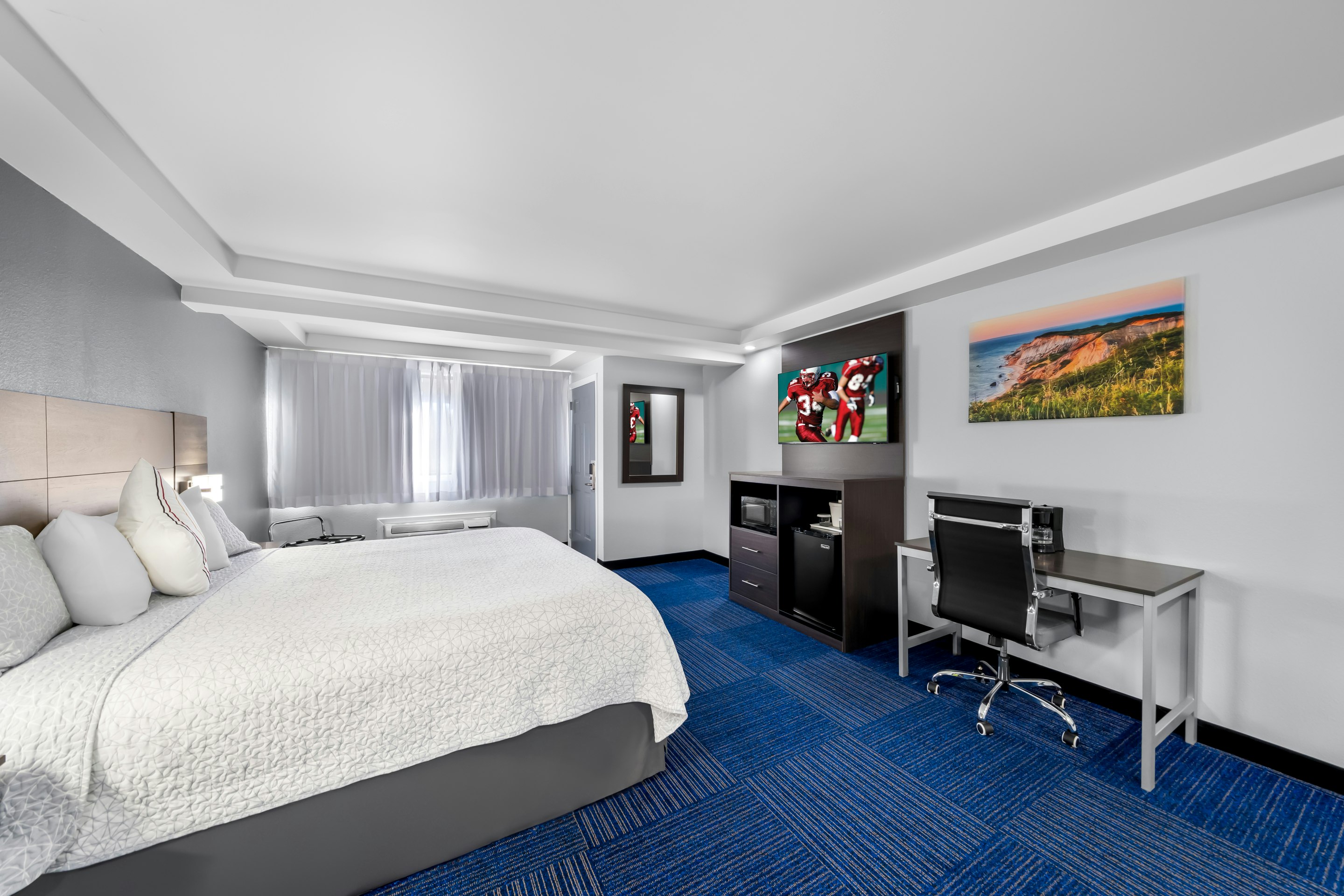 Admiralty Inn & Suites - a Red Collection Hotel 2/13