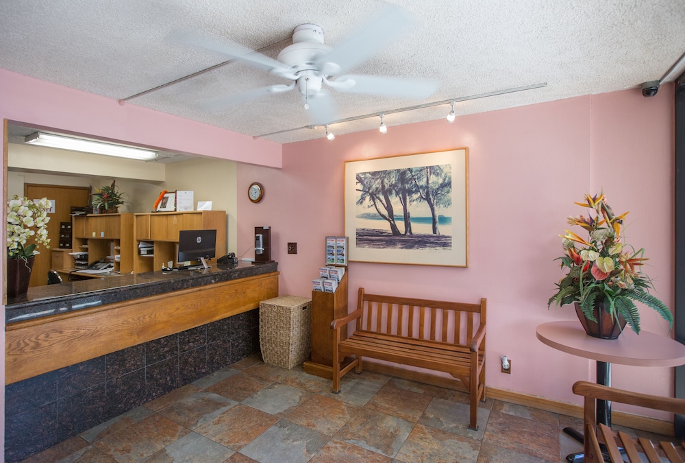 Kuhio Banyan Club 9/59