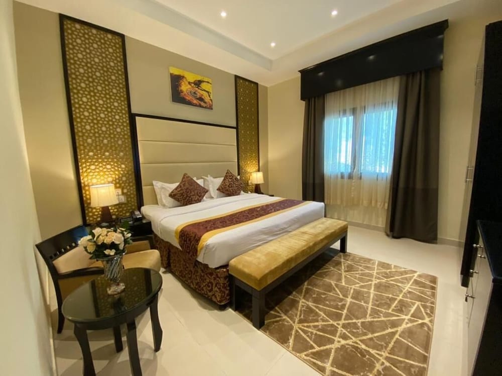 FAMILY, VILLA, KING BED, GARDEN VIEW
