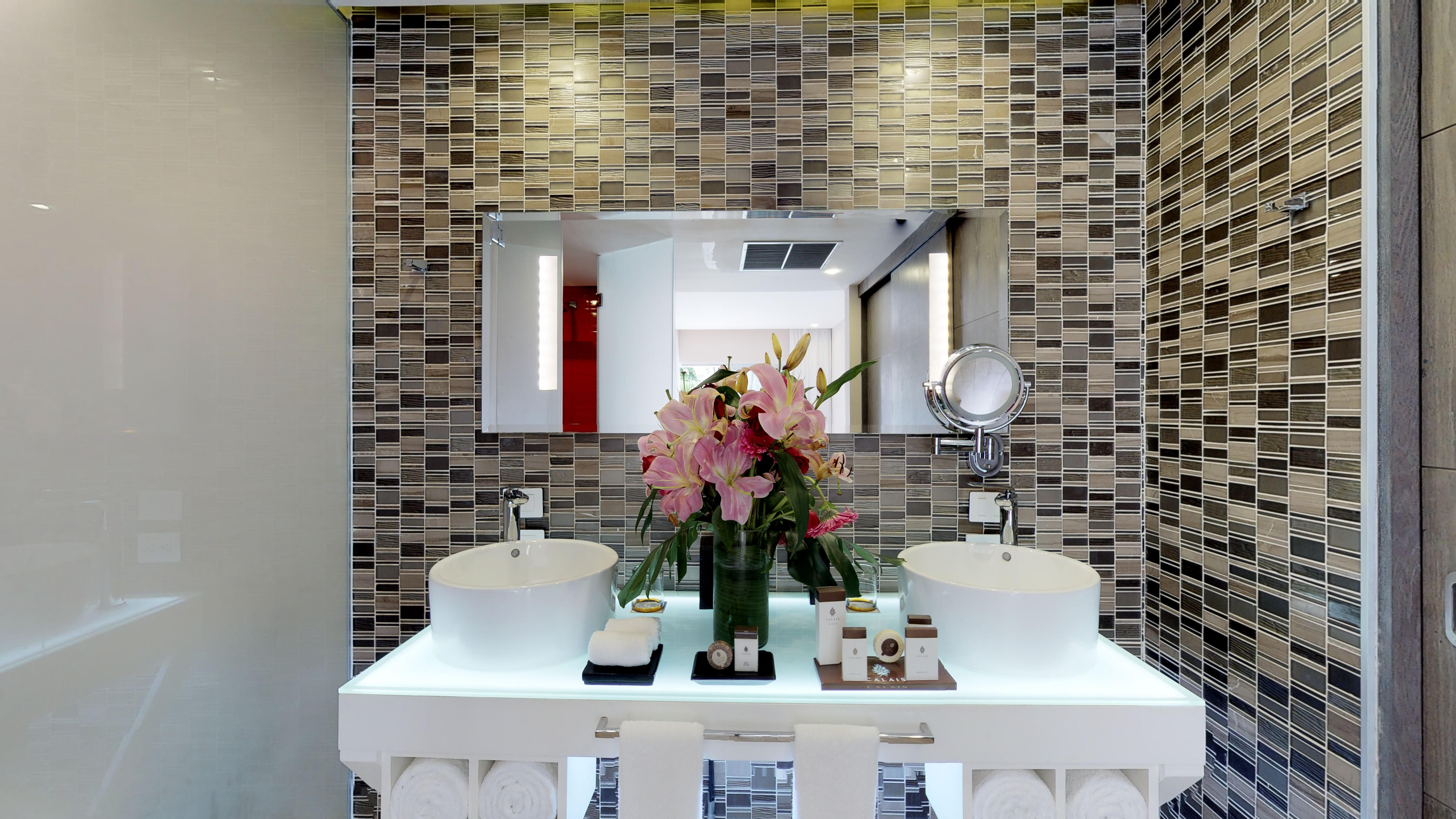 The Fives Beach Hotel & Residences - All Senses Inclusive 49/50