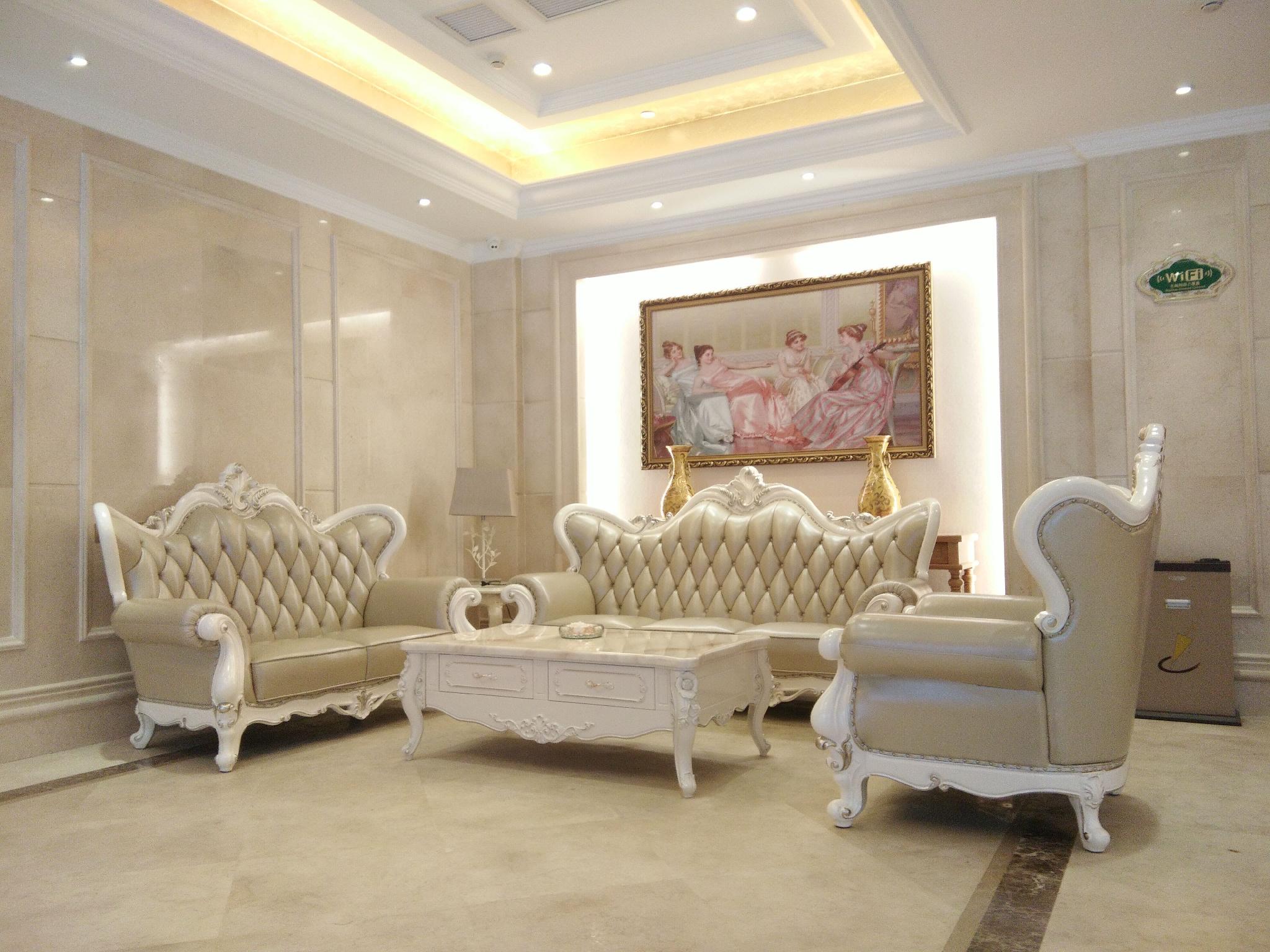 Vienna Hotel (Chongqing Shiqiaopu Metro Station) 39/58