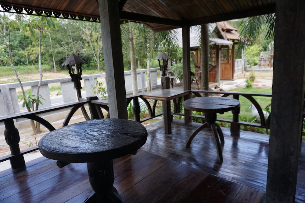 Boutique Village Hotel SHA Plus 59/71