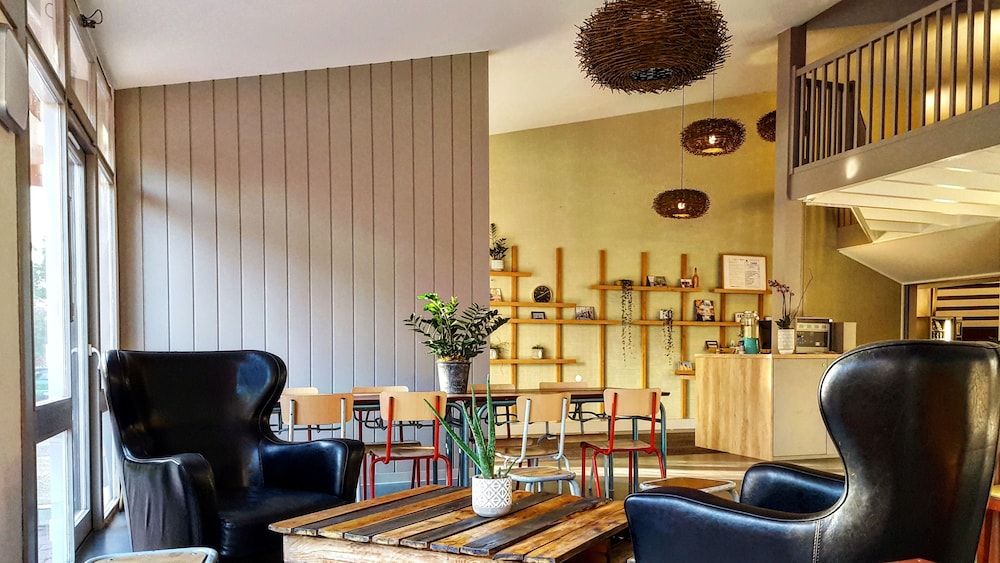 Halt hôtel 30/50