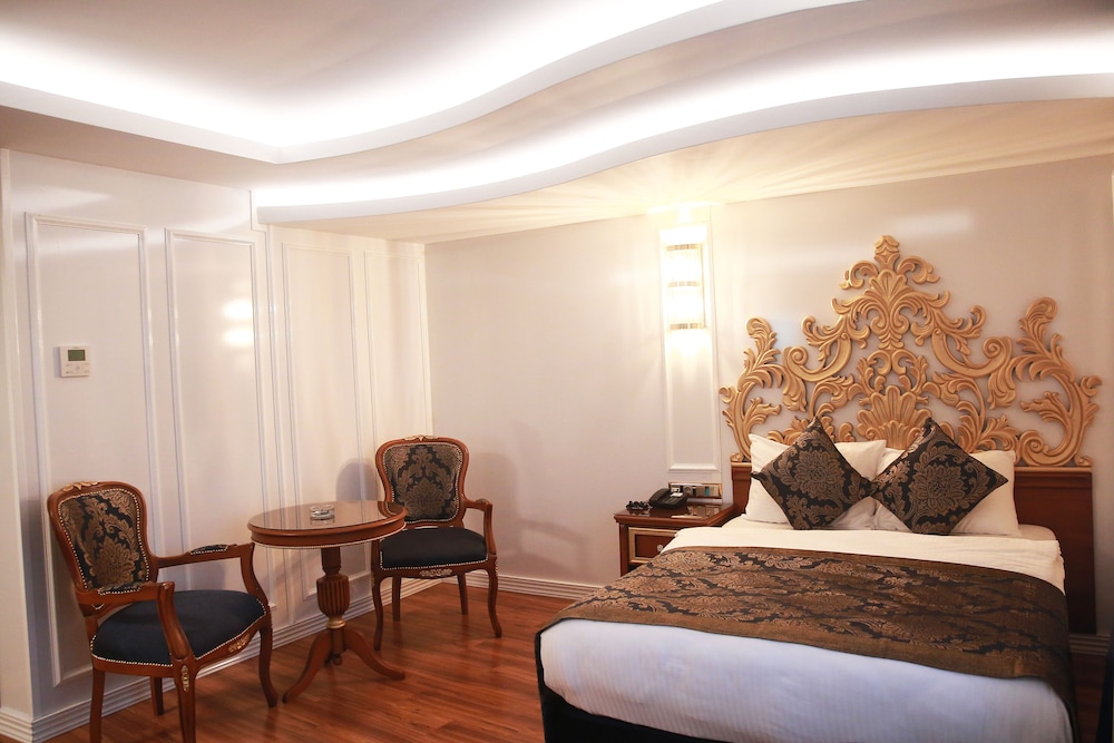 Emirtimes Hotel Tuzla 18/79