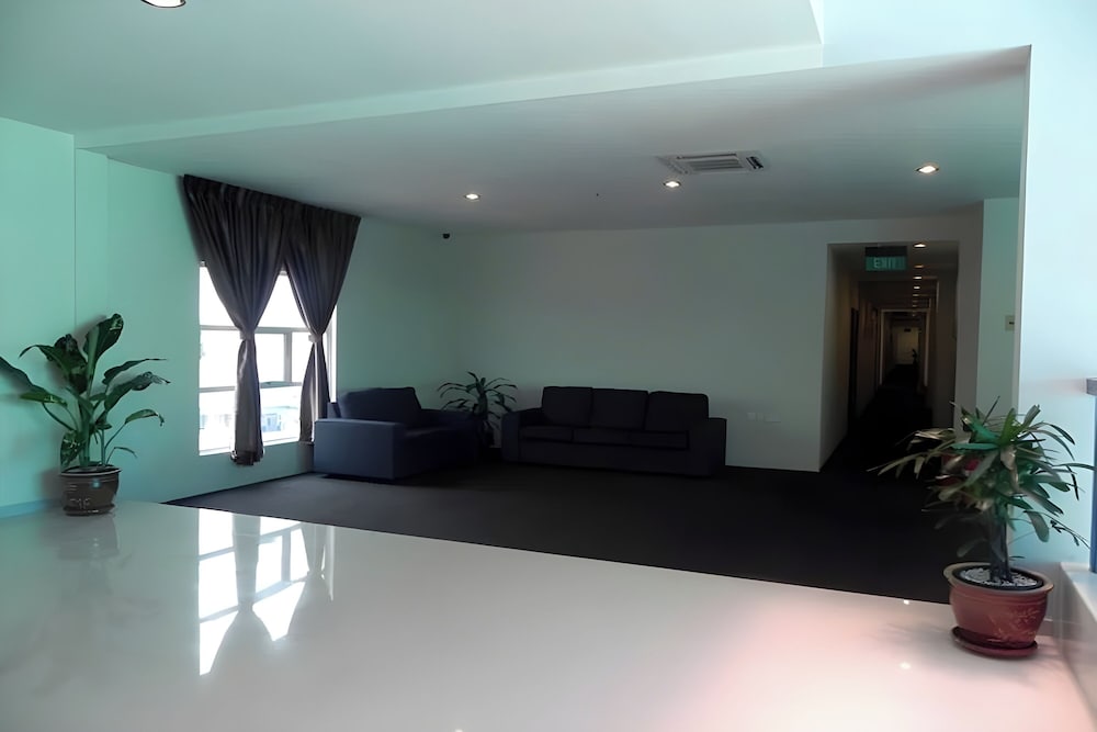 D'MERLION HOTEL 10/55
