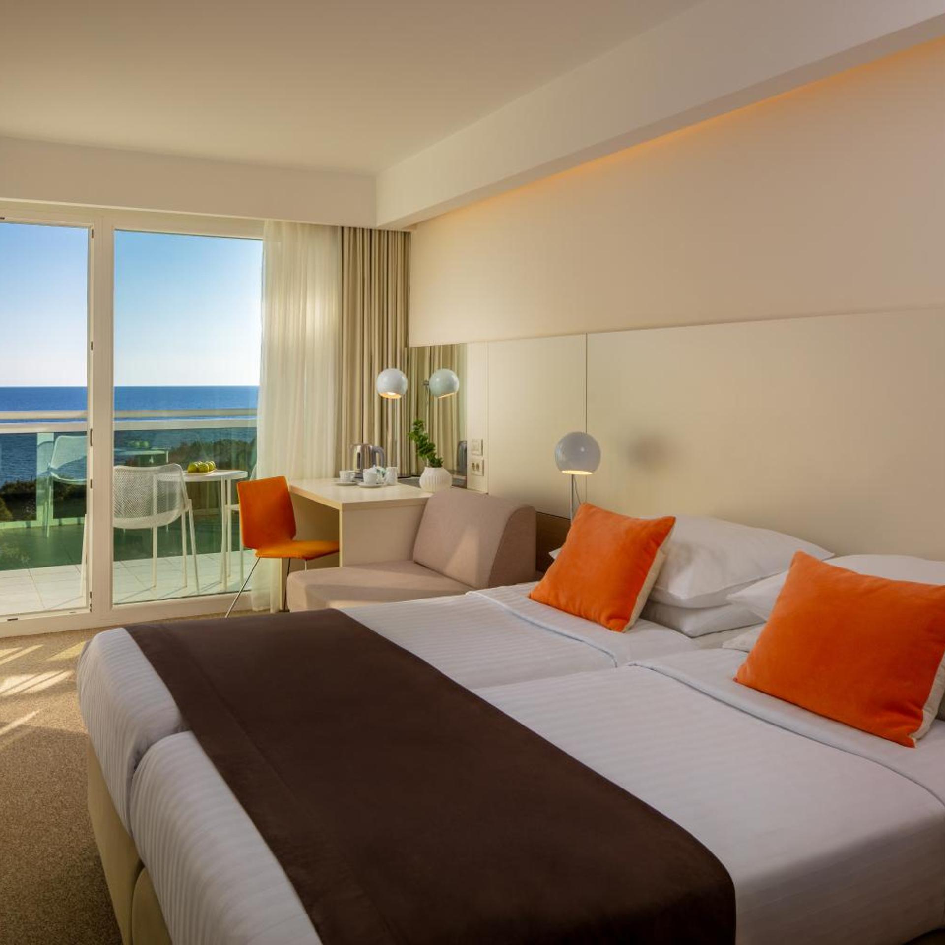 Standard, Twin Beds, with Extra Bed, Sea Side, Balcony