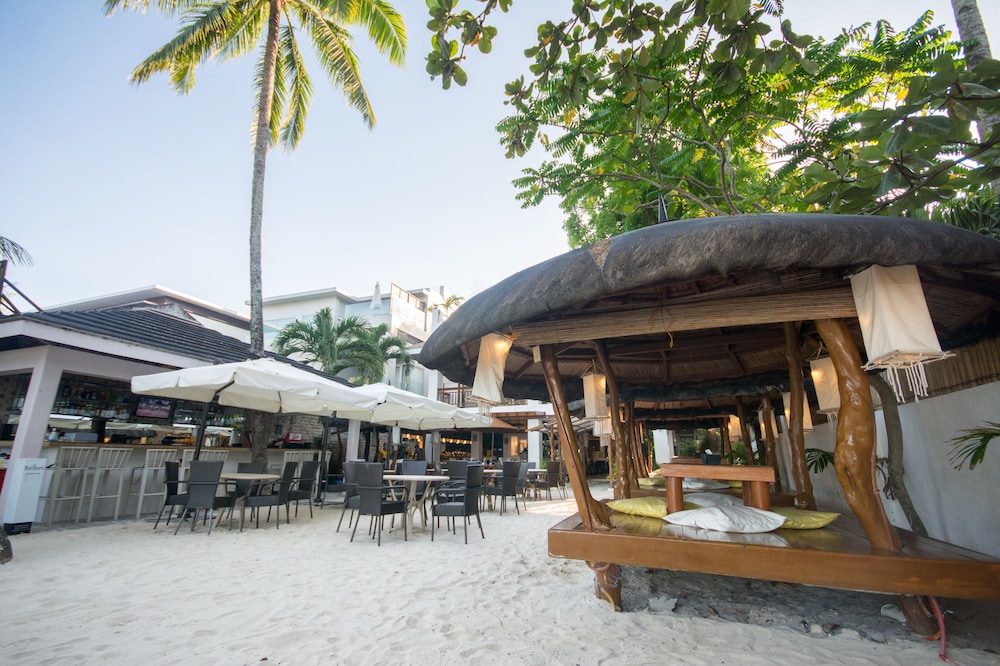 Sur Beach Resort Boracay 63/70