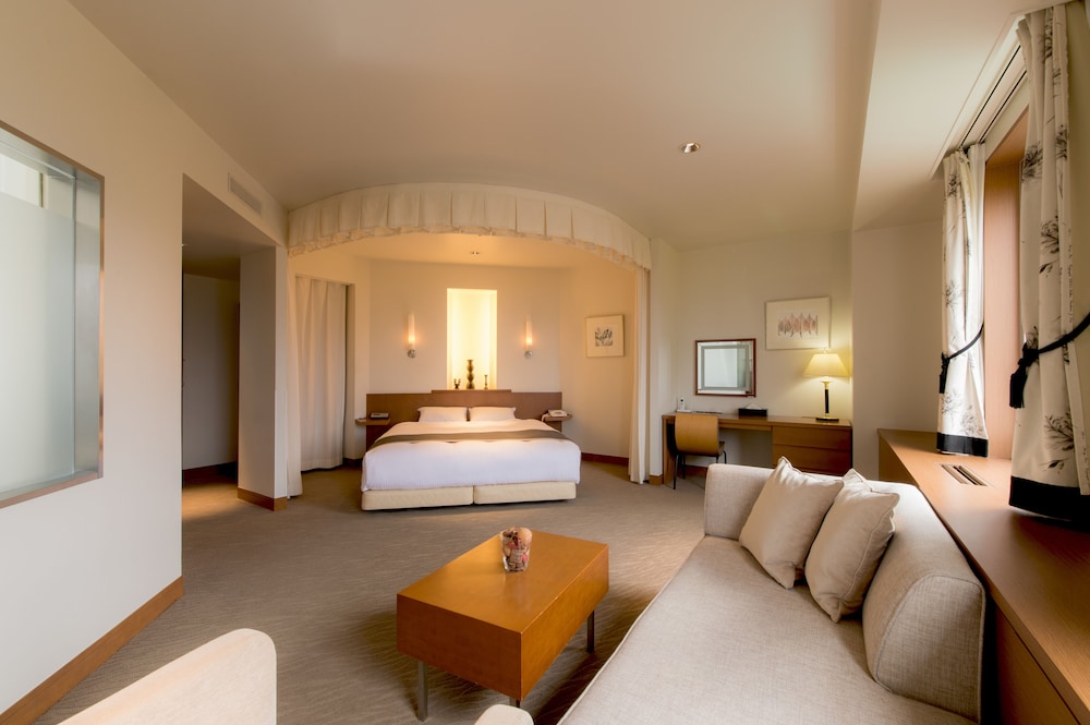 Sapporo Park Hotel 50/75