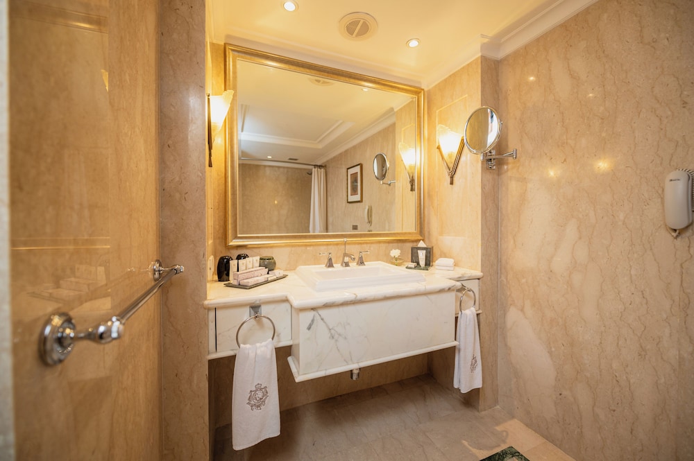 Heritage, King Bed، The Imperial New Delhi 7/7