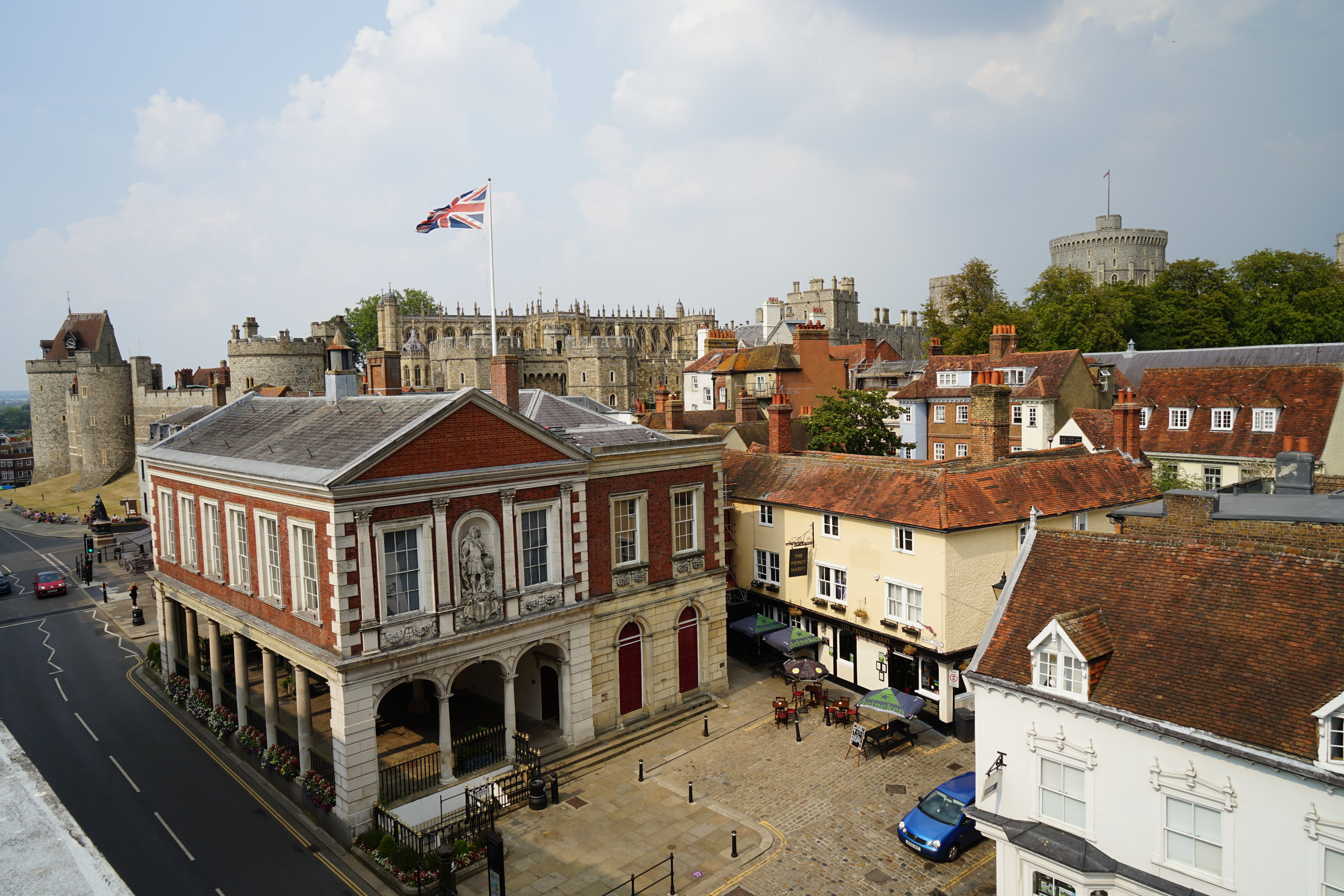 The Castle Hotel Windsor 4/50