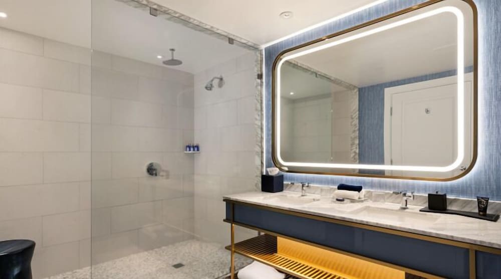 Fontainebleau Las Vegas, MICHELIN Key Award Hotel 48/51