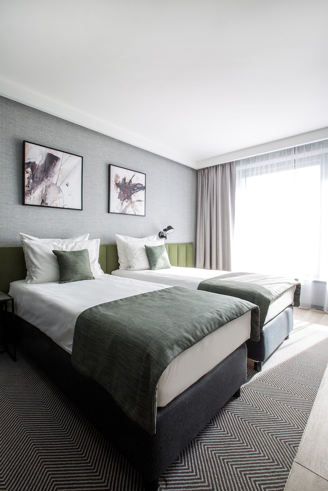 Q Hotel Plus Wroclaw Bielany 13/50